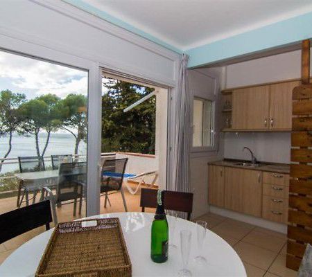 Apartamento Canyelles Marina 3000 Roses Eksteriør bilde